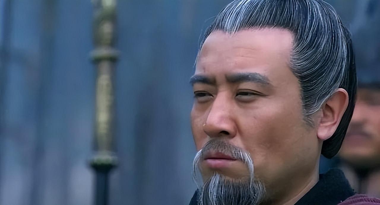 刘备看人的眼光是非常毒辣的，他基本上就没看走眼过，他觉得这个人行，这个人就一定行