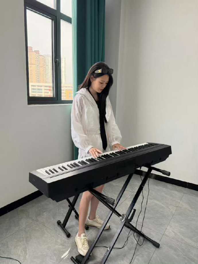 江语晨周杰伦MV女主江语晨来浪姐了真的梦回青春！江语晨惊喜现身乘风 2026 初