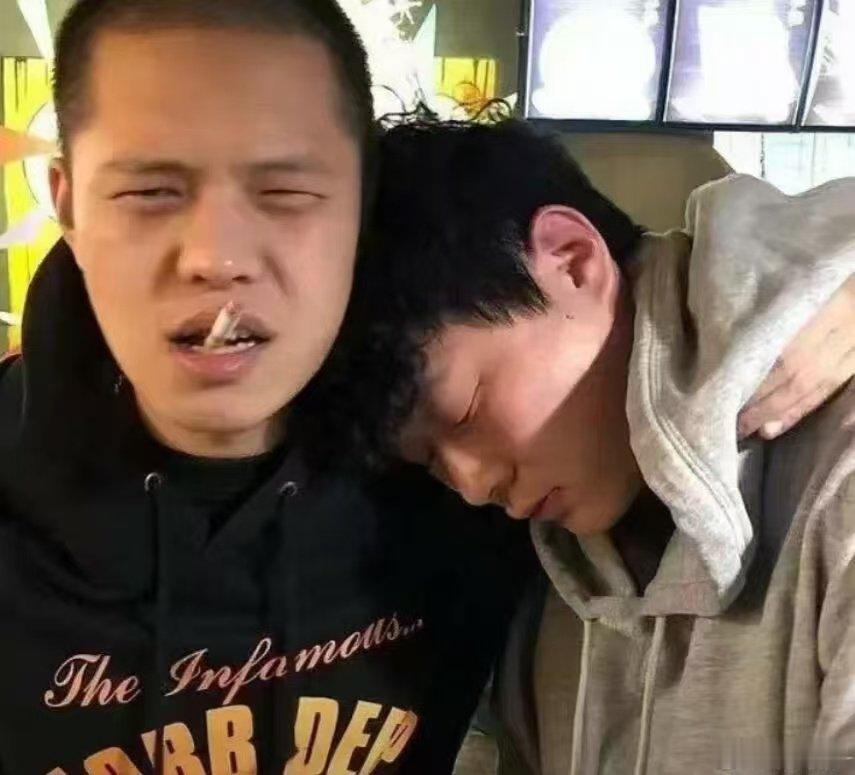 r299 forever！早安贰万我们不是一个咖位了  