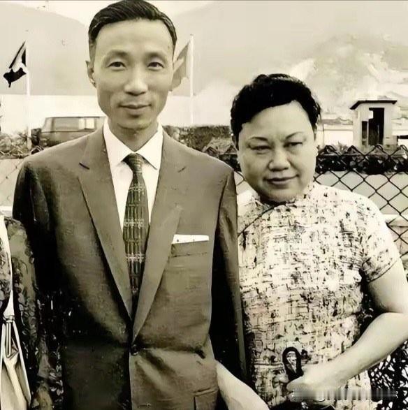 百岁老人的长寿狠招：
不靠钱，靠忍
邵逸夫活到107岁，别人说因为他有钱。其实不