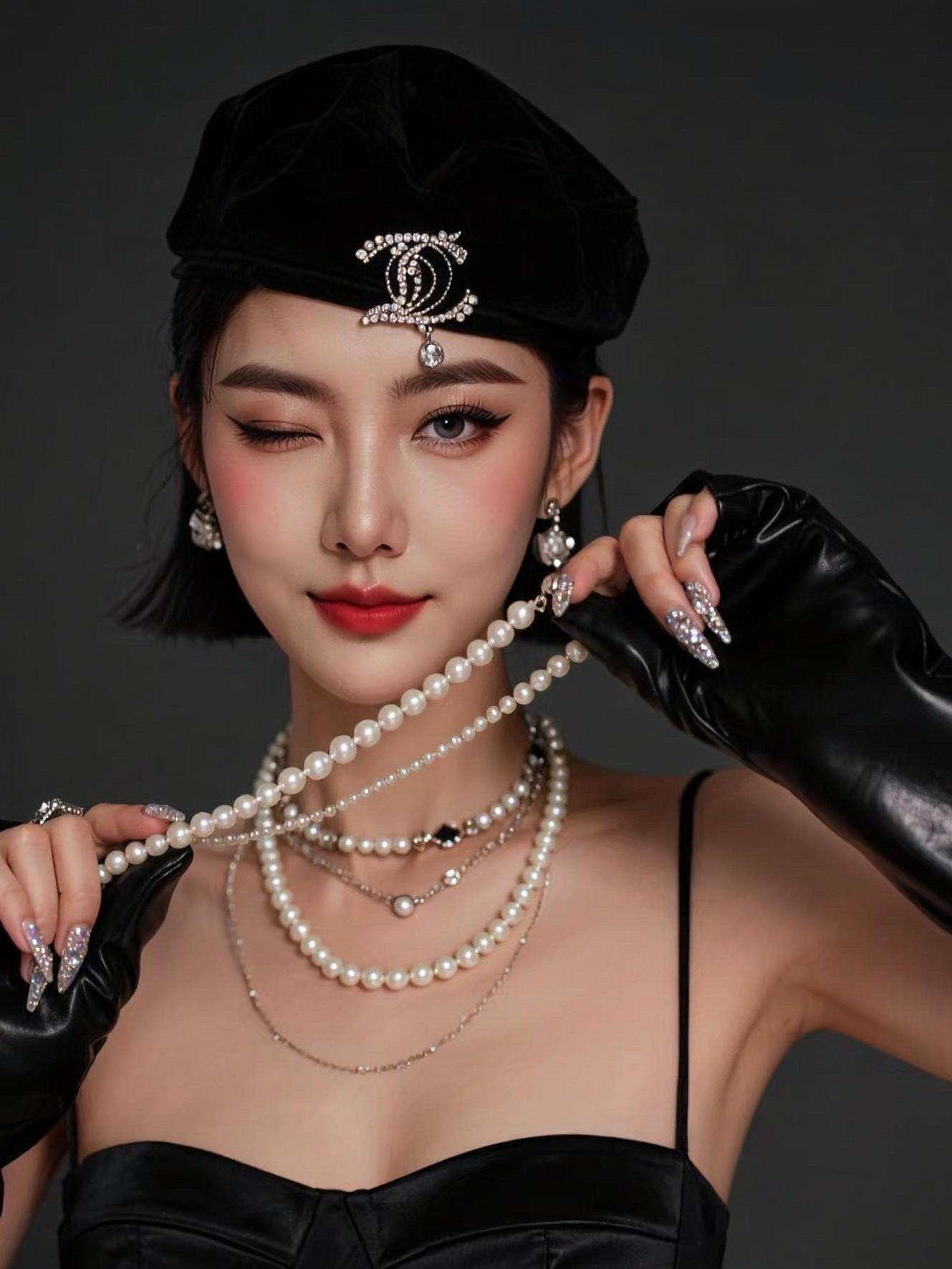 “自拍是给世界看的，心事是留给自己猜的。”