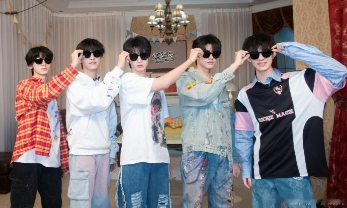 TOP登陆少年团运动会吸粉情况奔跑的少年自带光芒，TOP登陆少年团运动会各类名场
