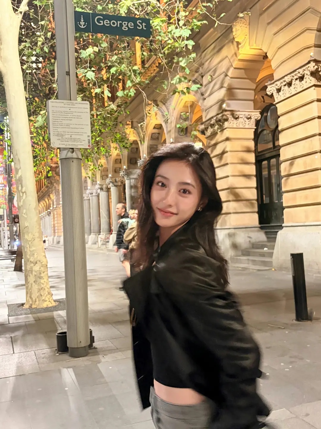连馨去当颜值网红会不会混的比现在好 