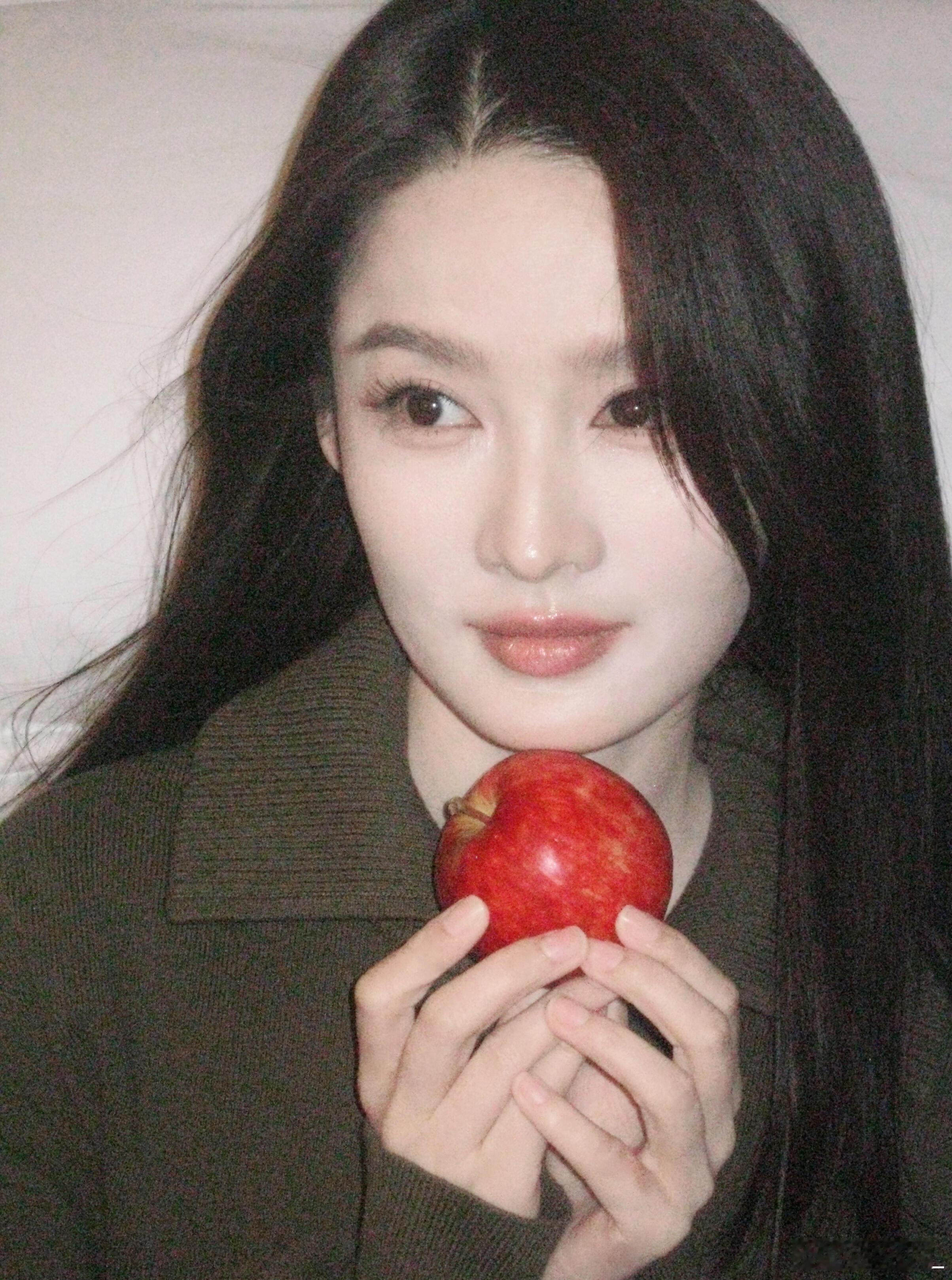 想女鹅的一天满足了 加了三张新的