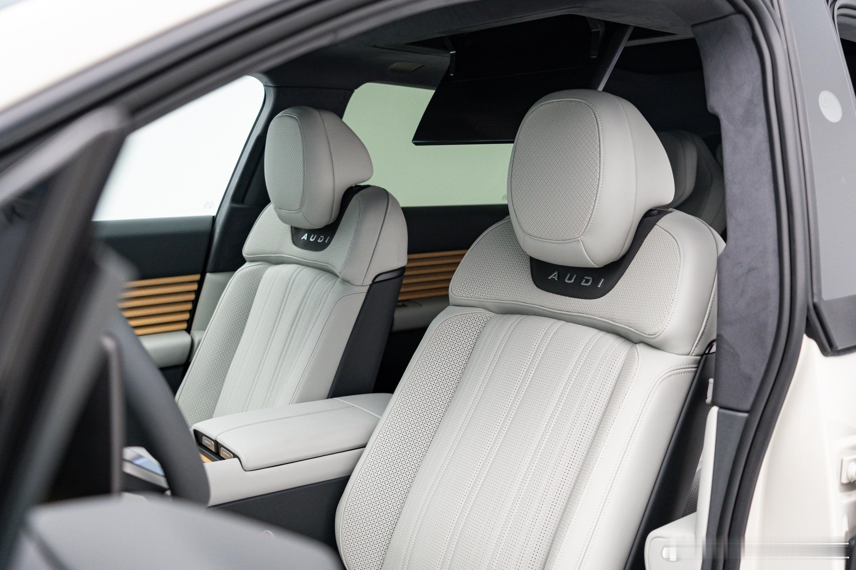 北京车展奥迪E7X那张床出圈了，车展前提前看了下奥迪 E7X，补一组现场的实拍图