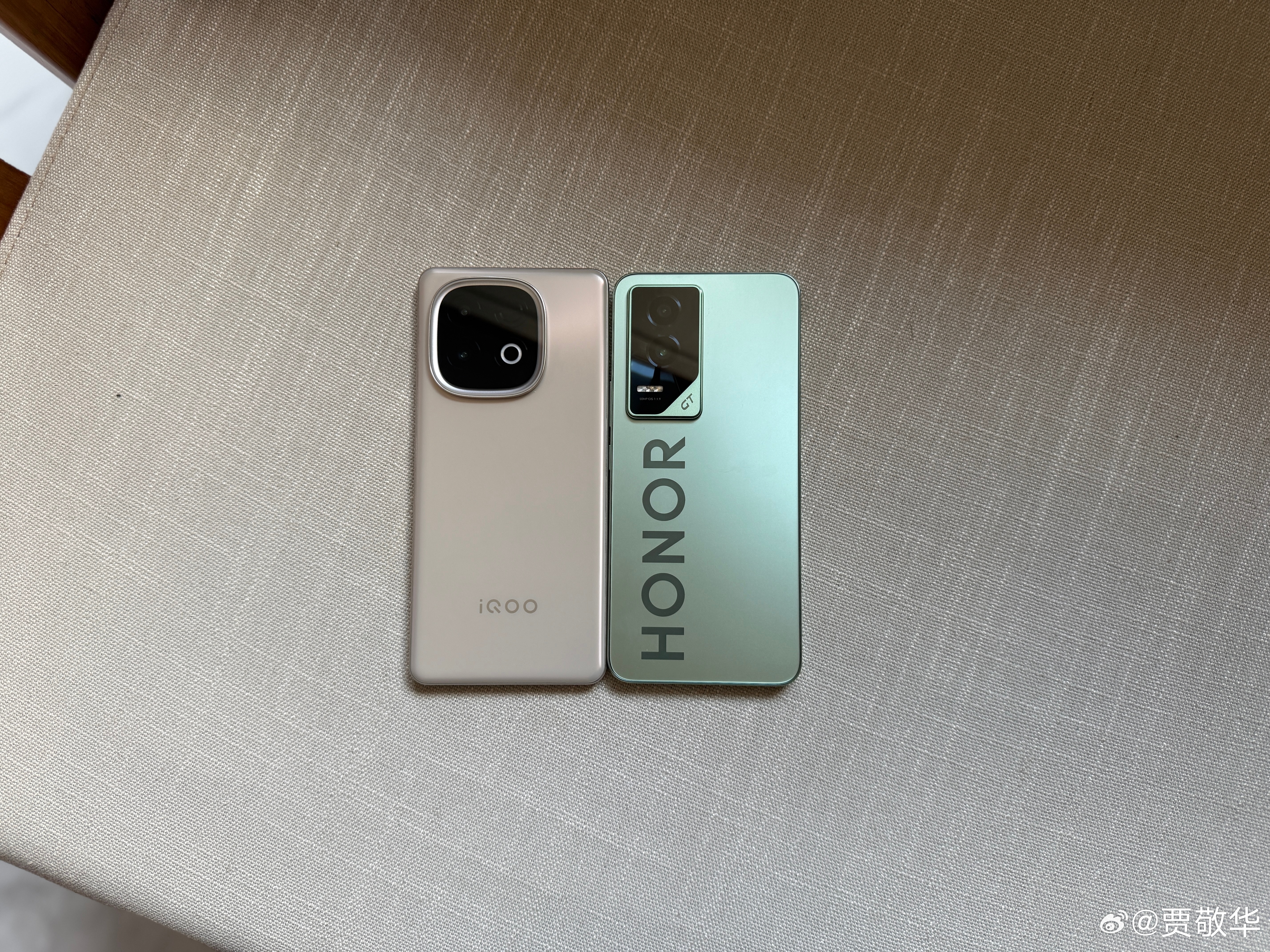 最近玩游戏经常用的2款手机，1款是iQOO Z10 Turbo Pro，搭载第4