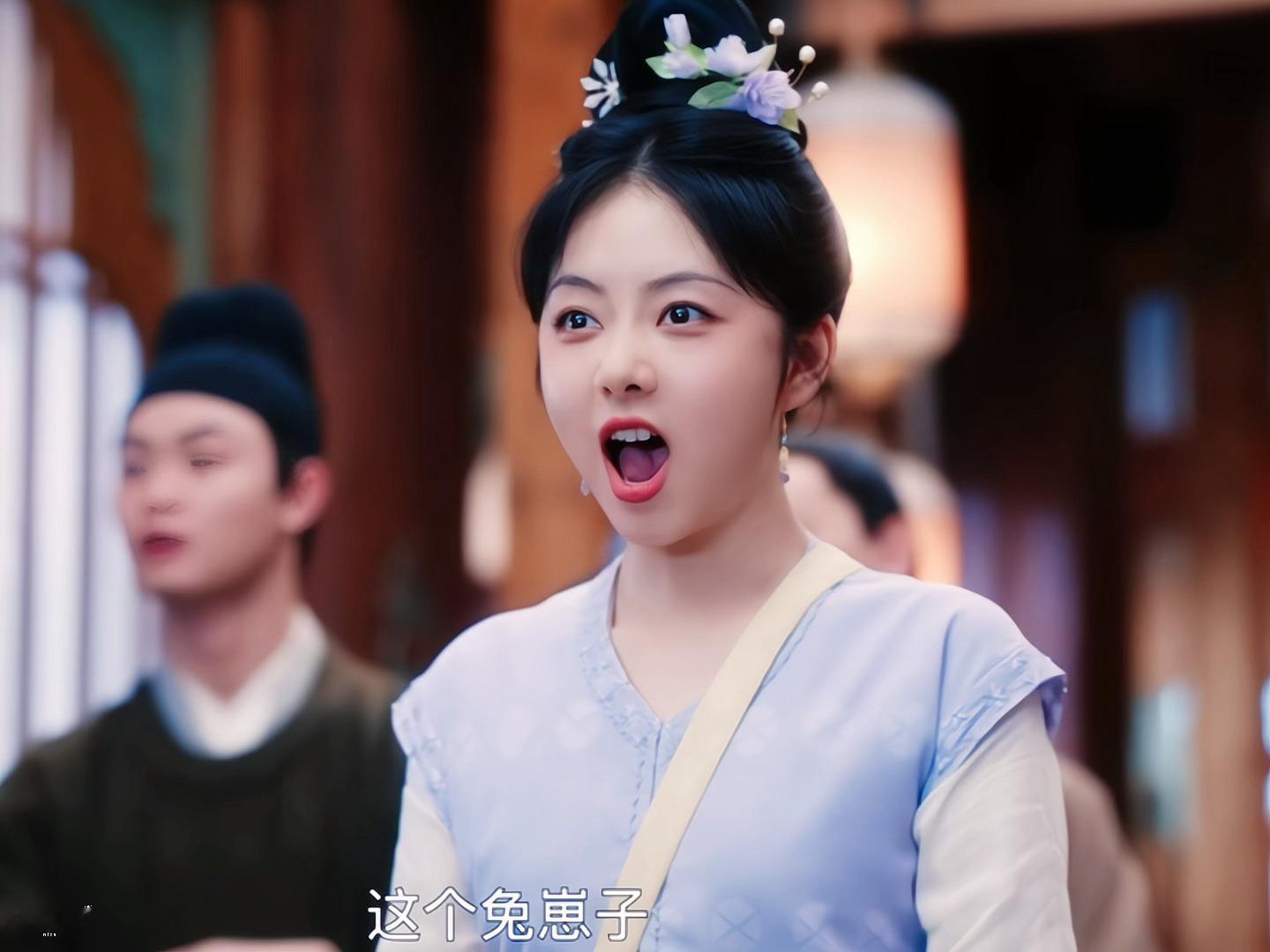 季英英你是一块香芋小蛋糕！！！🐰[馋嘴]·谭松韵 