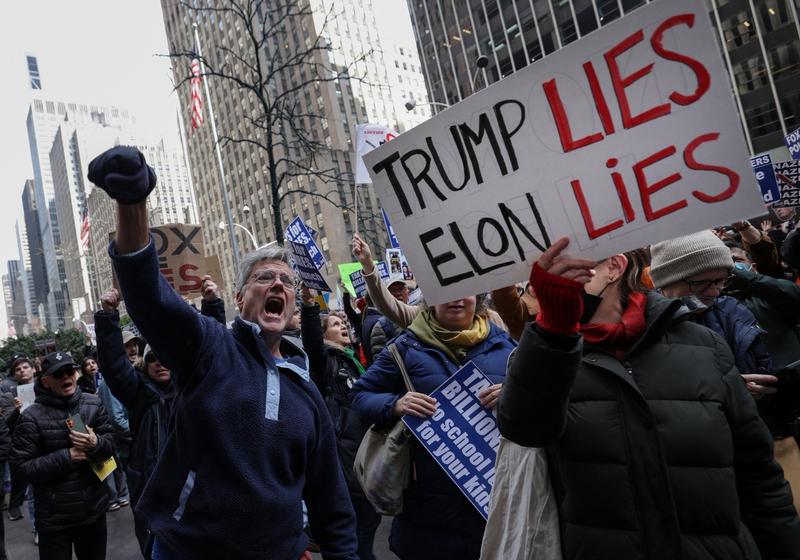 1月10号.白宫传出消息，国家经济委员会主任哈塞特表示，若最高法院裁定特朗普的全