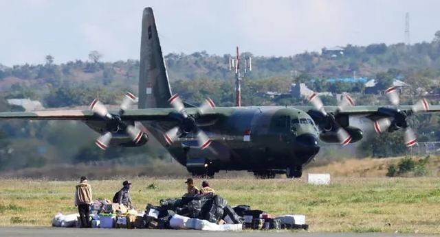 英国智库兵推：解放军若封锁台湾，只有靠新加坡才能撤出百万外侨。但，赖清德等“台独