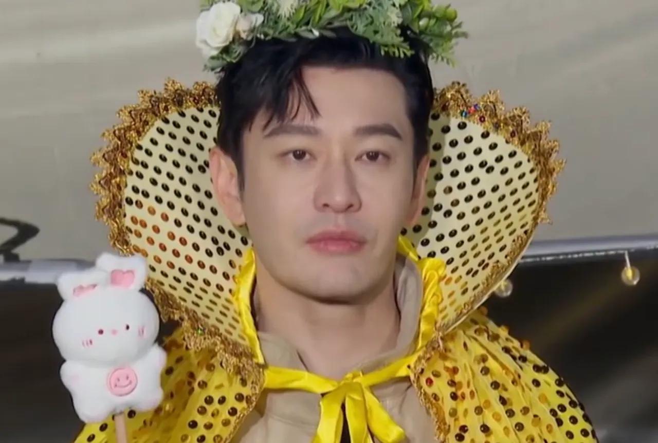 黄晓明，锅从天上来！

9月27日，黄晓明的前妻angelababy，在社交平台