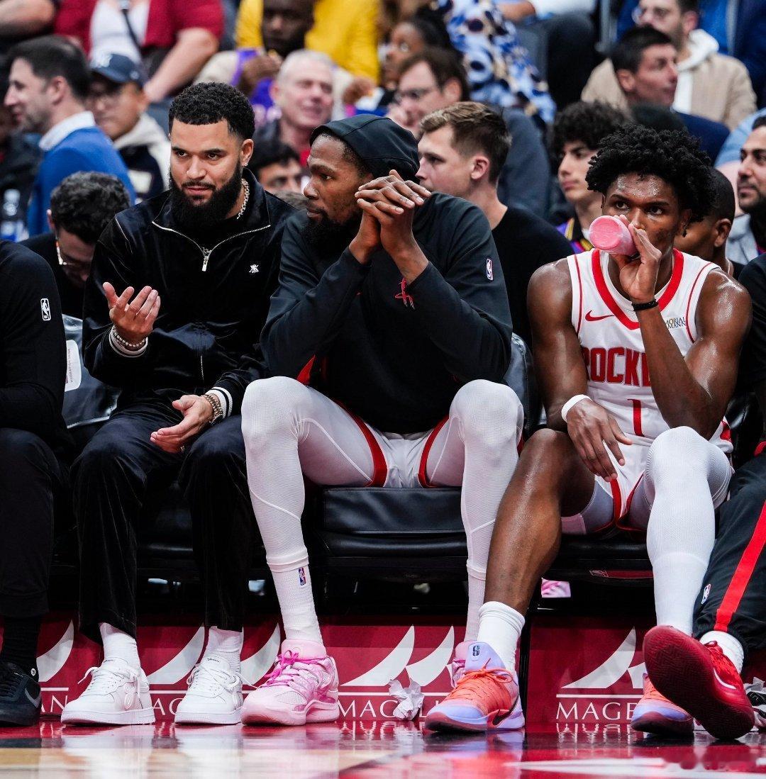 离交易截止日不到一周了，关于范弗里特的未来：据一位与范弗里特关系密切的消息人士透