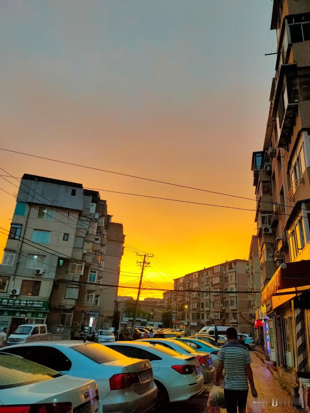 发张你手机里最美的夕阳照可以吗