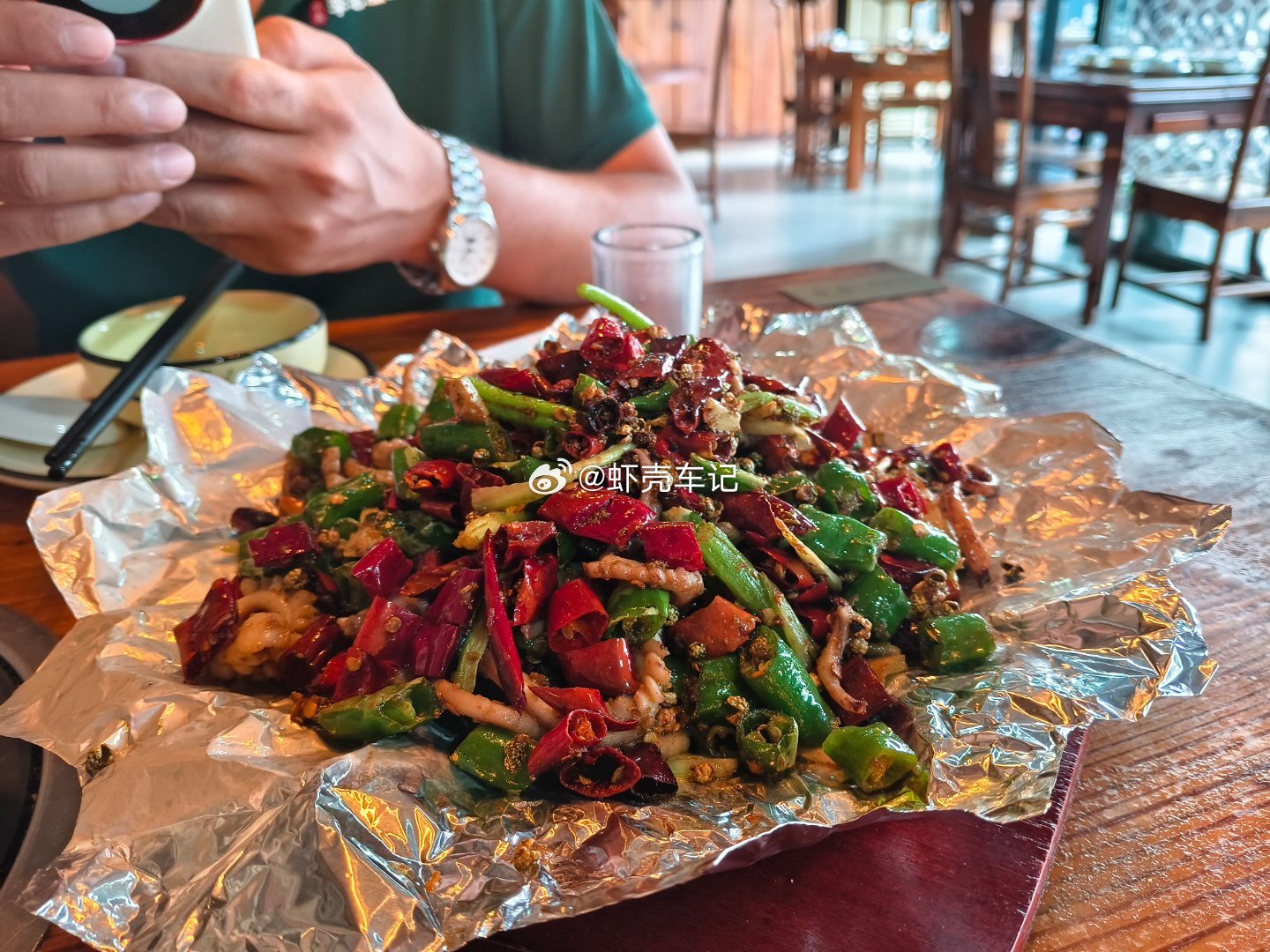中午出来办点事儿正好路过华丰路 在朋友家开的饭店炒俩菜家常菜感觉比他们家招牌还好