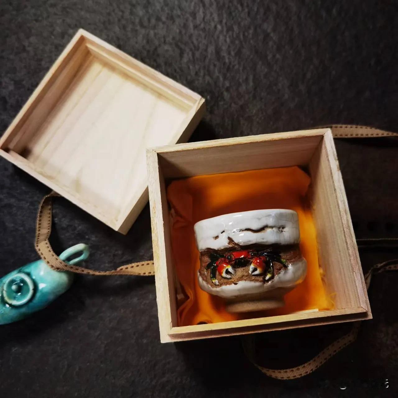 3000多一只的杯子送人了你会怎么想？

当人与物之间有一种寄托性的时候，他才具