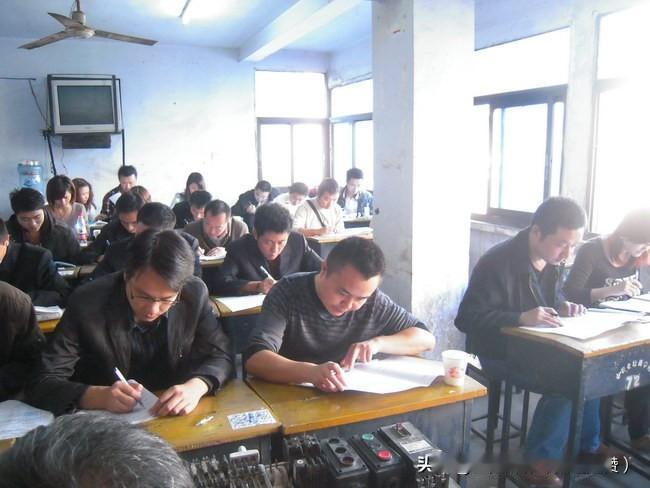 南充重磅福利！三年培训10万人次！
 
南充市政府办公室印发最新通知，放出大招！