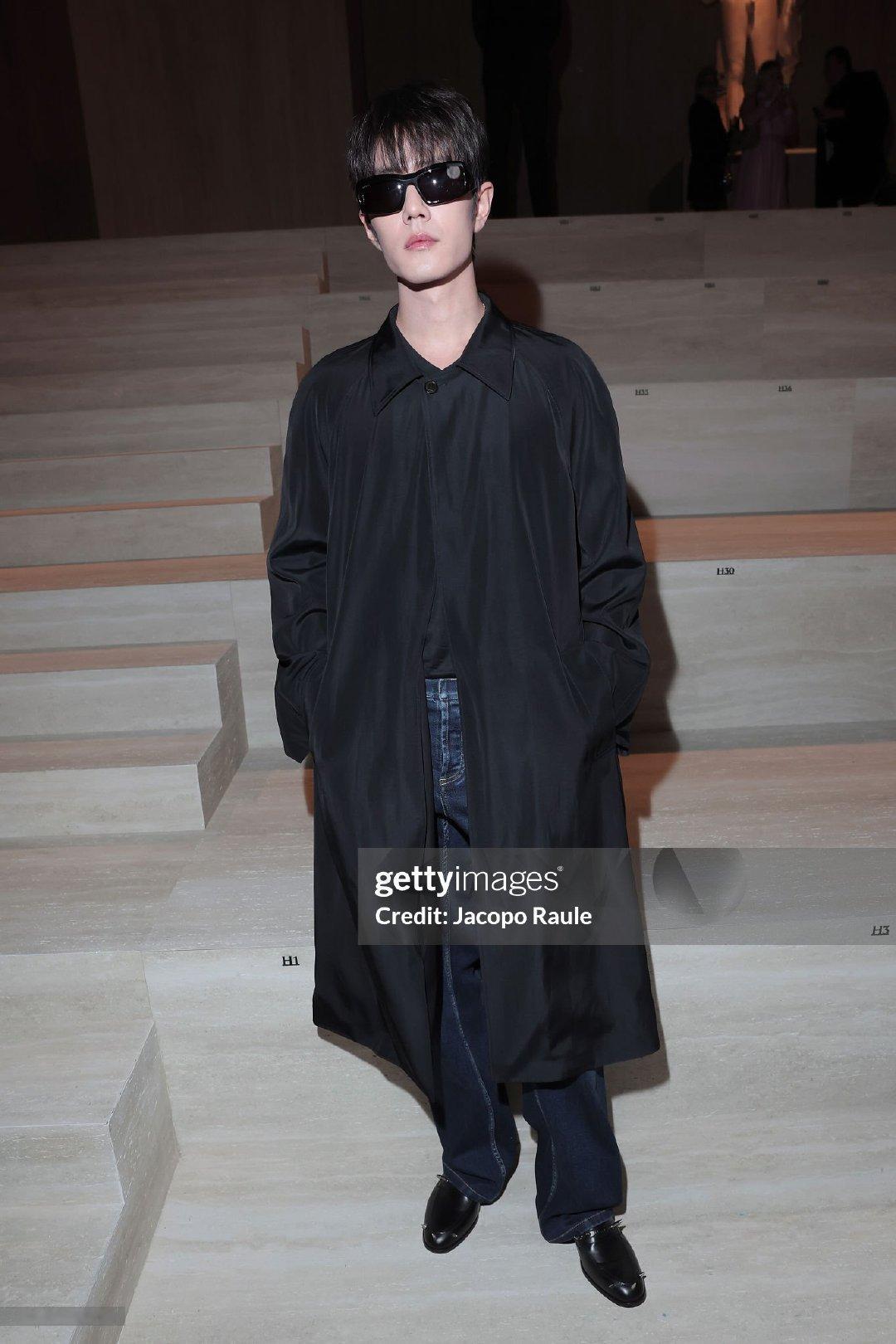 这是什么(੭ •_•)❓ 