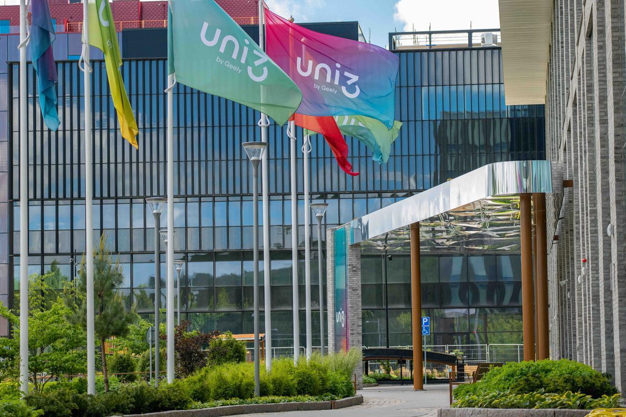 Uni3淬炼，极氪9X的欧洲创新答卷

吉利欧洲创新中心（Uni3）以“三生万物