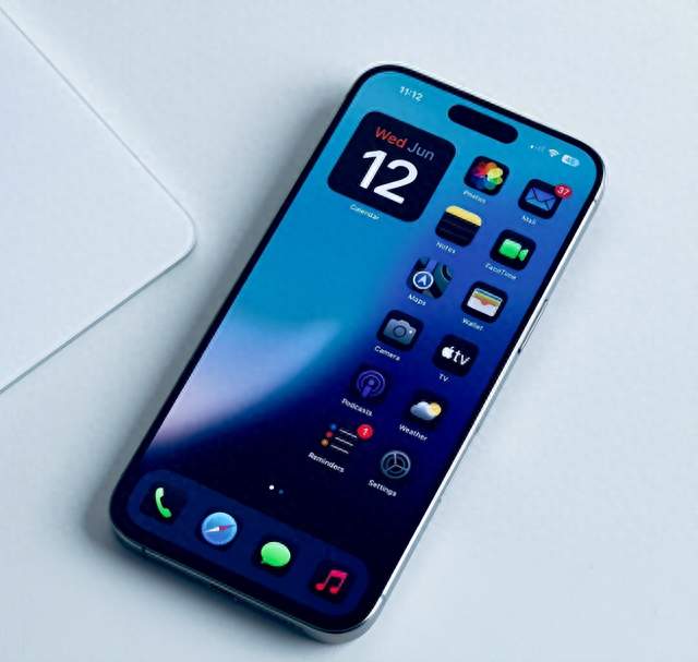 苹果这次降价有点反常！上市就跳水1100元！A20 Pro+2nm芯片