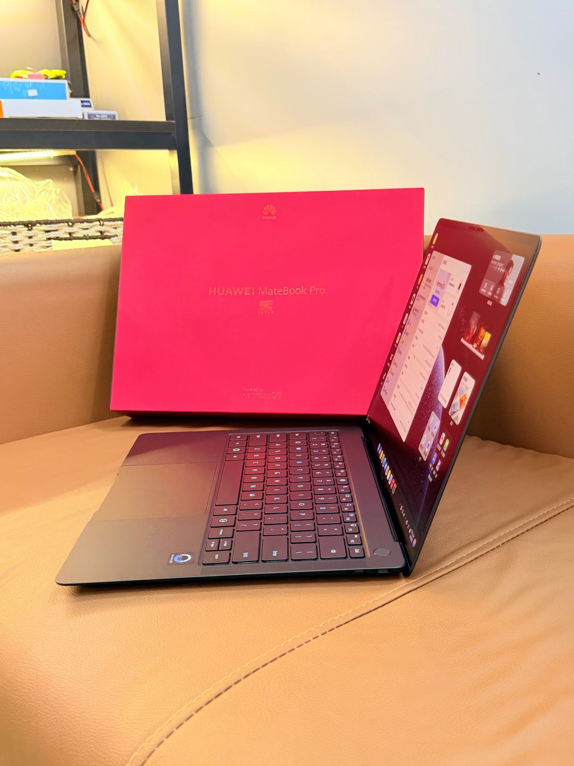 精品二手笔记本华为MateBook Pro柔光版32+1T黑14.2寸触摸屏，电