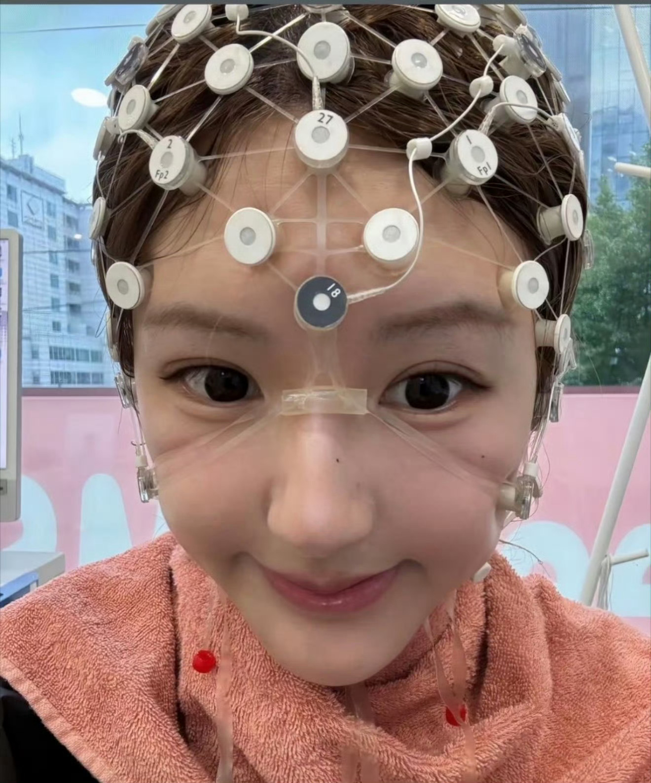 赵露思真美啊，这个造型也能看出来底子好，只有原生脸才能经得起这么造吧，是不是力破