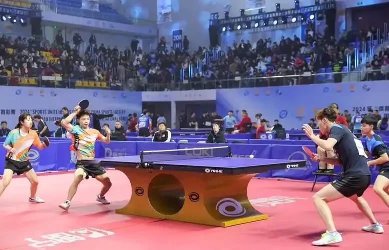 太糟糕了[震惊]
11月25日，在罗马尼亚举行的国际乒联世乒赛上，中国乒乓球队竟