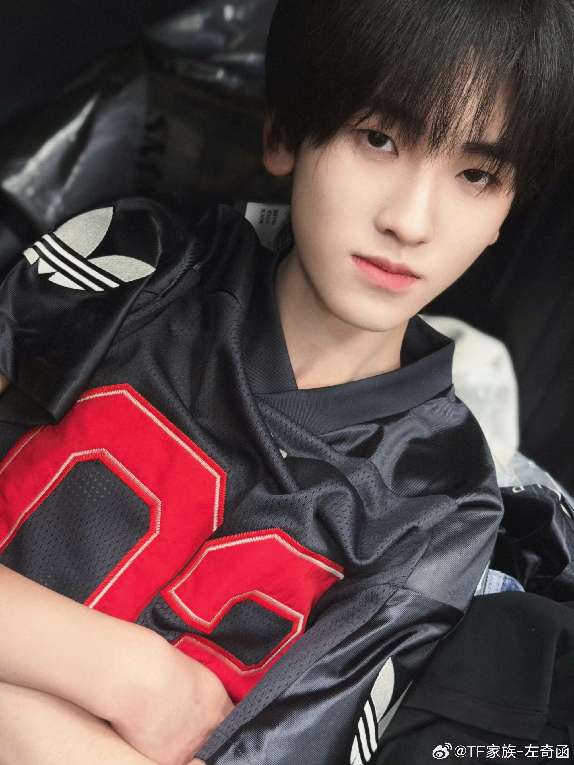 💙左奇函我们的少年时代2💙左奇函李浩宇我们同频在烟花下许愿 来年奔赴彼此的每