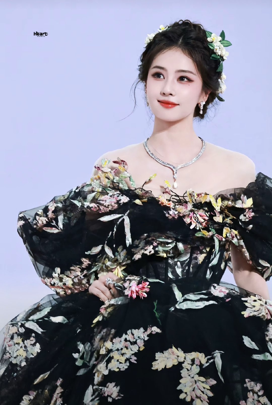 ooo！！想了两三天没想明白为什么那么眼熟 我说呢！ ​​​
