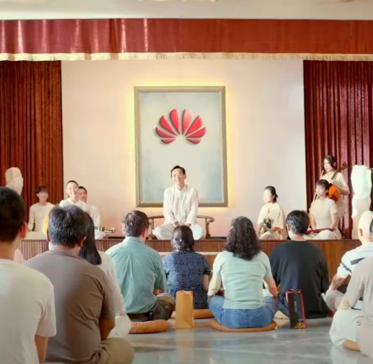 东门他再怎么喜欢日系车，也改变不了尊届3台车的刹车都被踩断了的事实。[笑而不语]