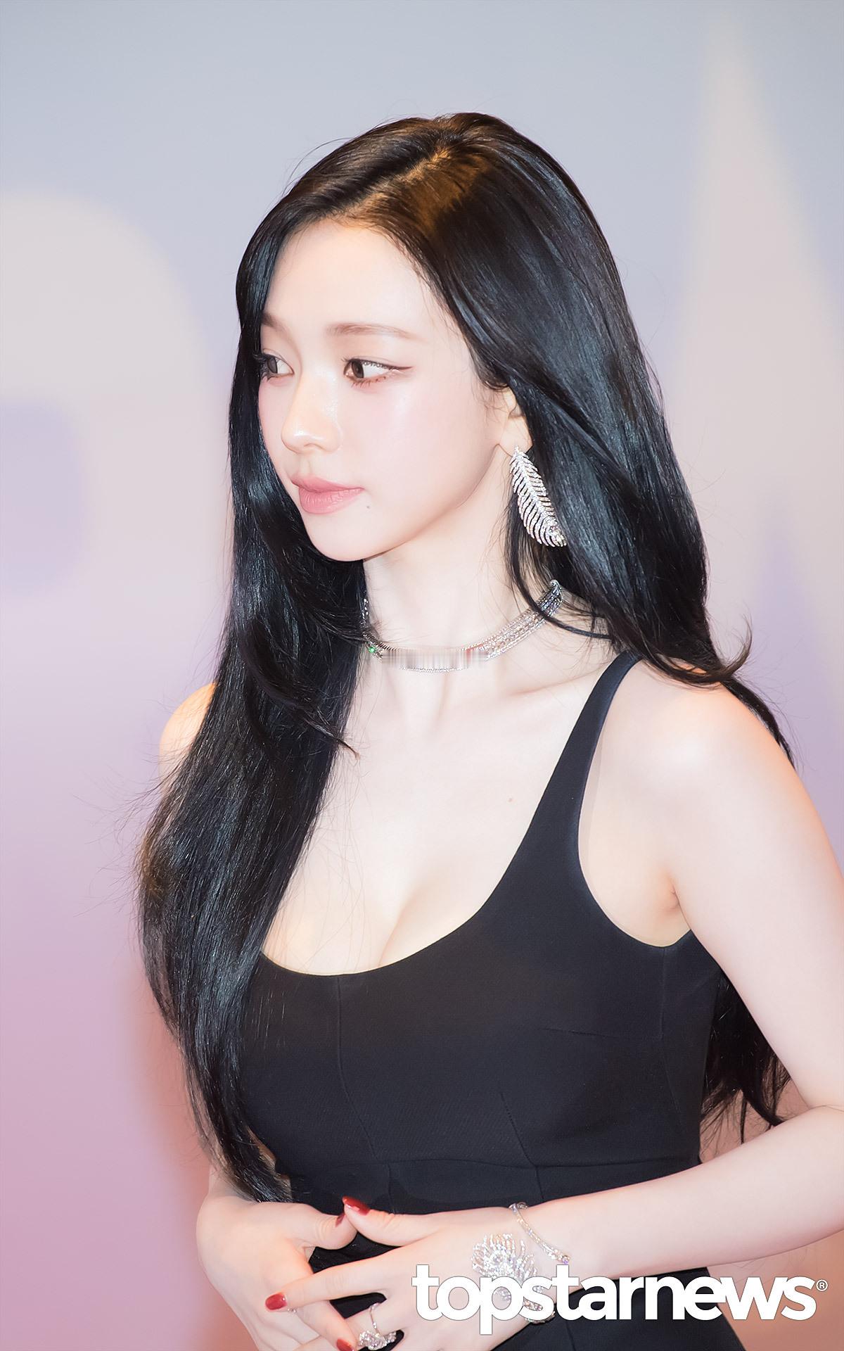 柳智敏｜W Korea 第20届《Love Your W：乳腺癌慈善活动》珠光宝