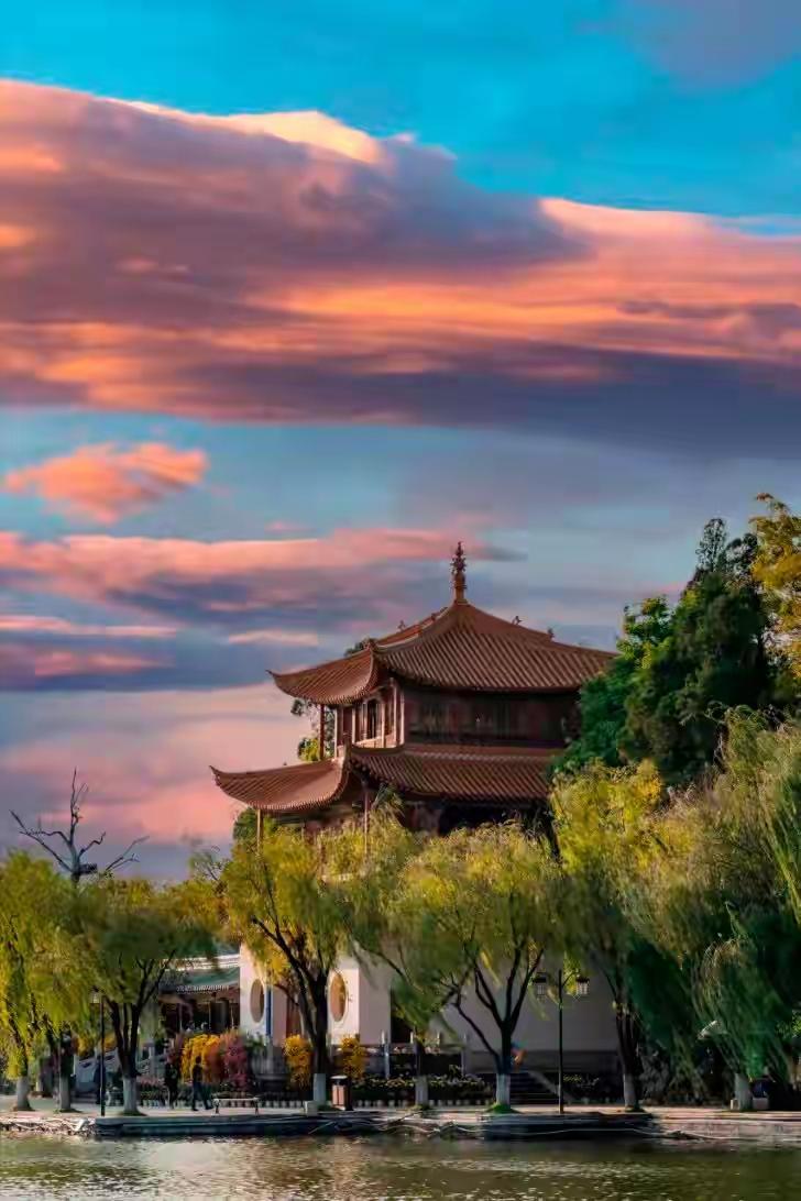中国的宜居城市究竟在哪里？有哪些？
如果中国的依据标准最后的结果是全部是北京、深