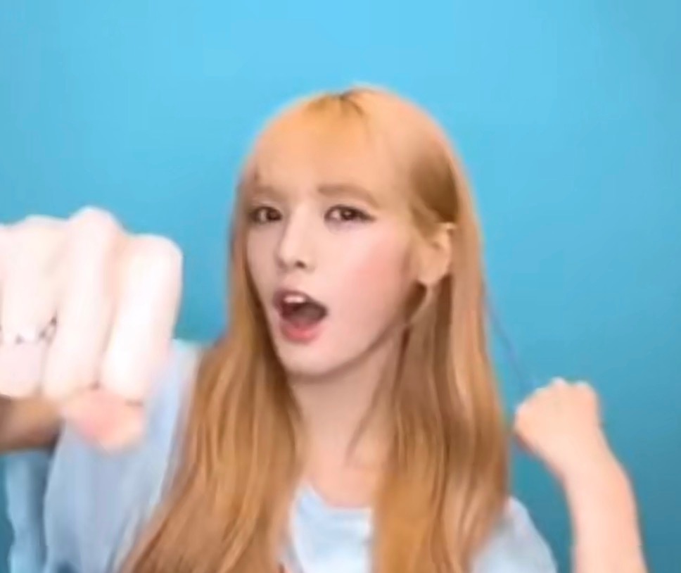 掰你兔牙🤏🏻 