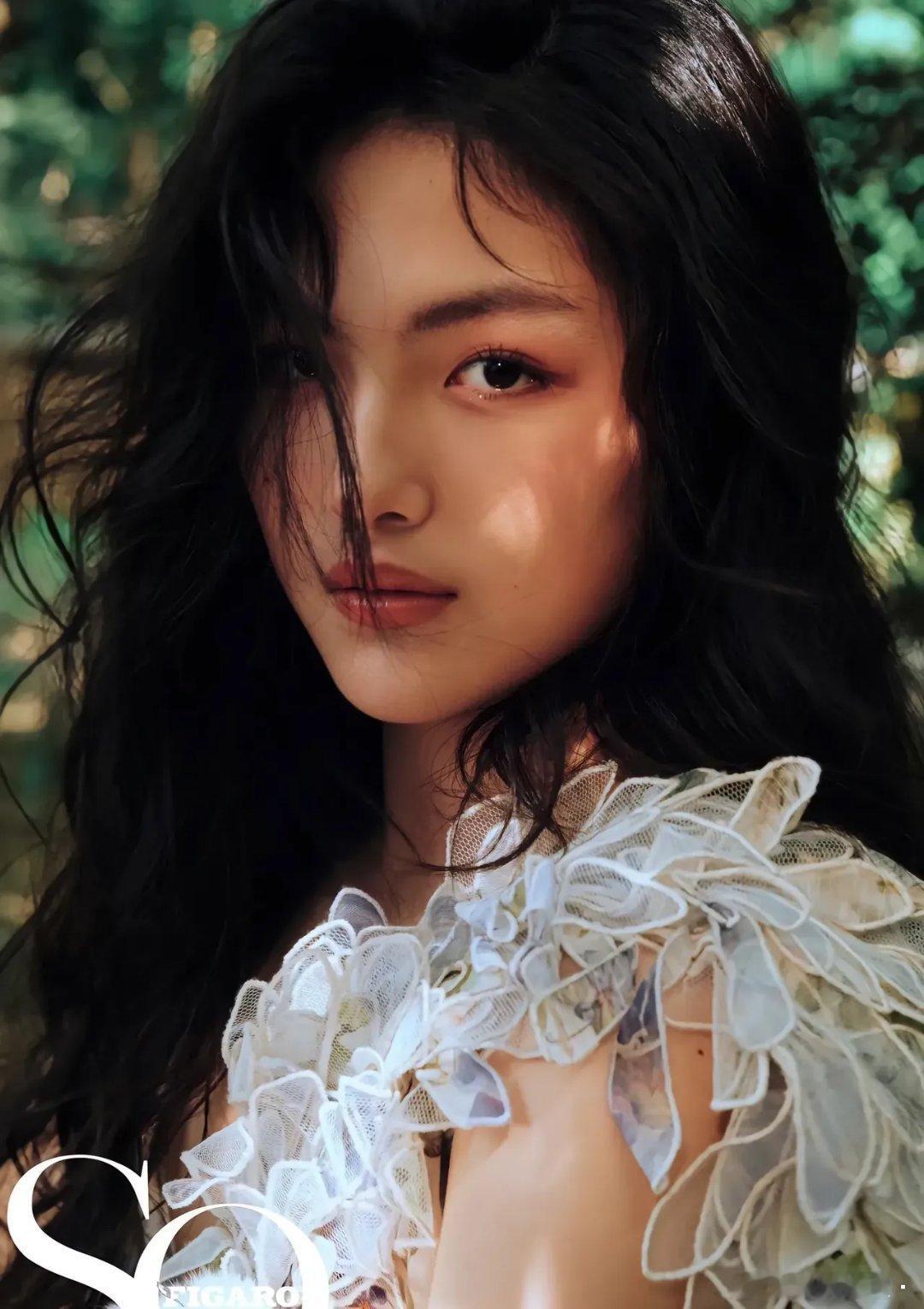 李湘，太激动了！6月6日，李湘在社交平台高调发文，虽然李湘是个口才很好的主持人，