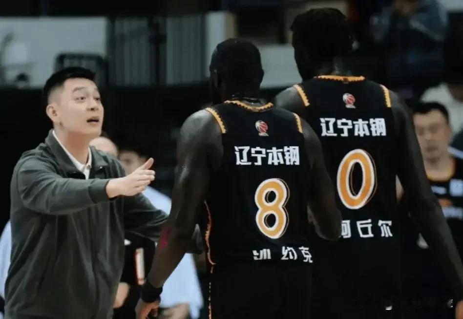 常规赛第一阶段结束后，有关辽宁男篮将放弃双外援沙约克和阿丘尔的流言便持续存在，而