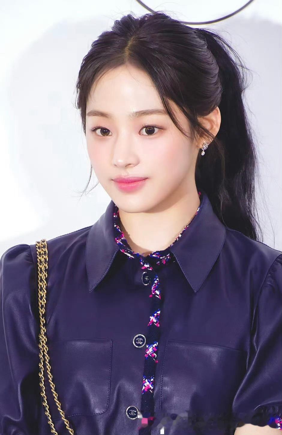 李沅禧 minji香奈儿新闻图极致反差