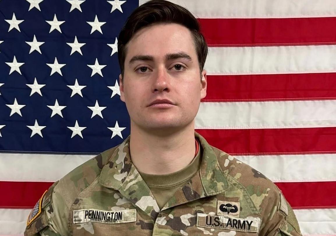 当地时间2026年3月9日，美国国防部证实，在对伊朗打击行动中，阵亡的第7名美国