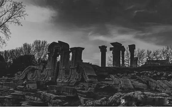 1. 美国想让日本成为第二个乌克兰 利用中日历史仇怨：美国想让日本成亚太“乌克兰