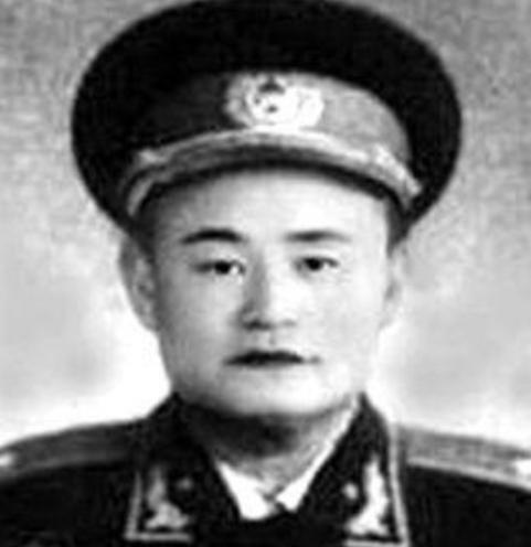 1957年，少将副军长在前线巡查，贴身警卫突然掏枪连开三枪——毛主席震怒：务必还