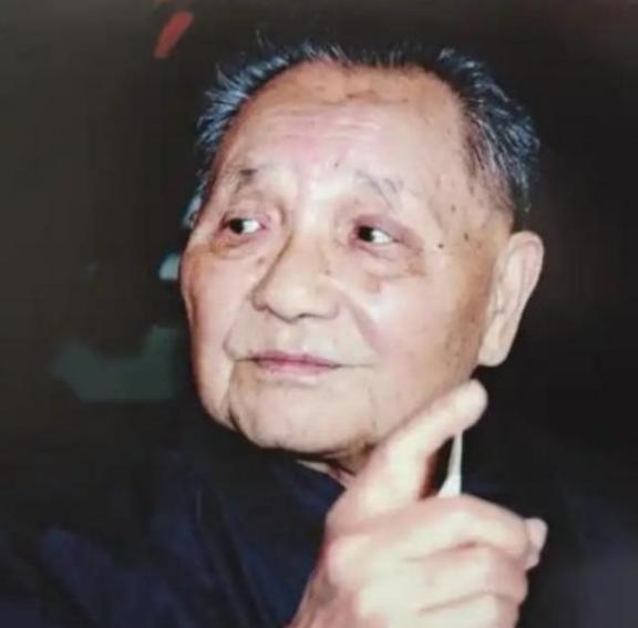 这些年美国在台湾问题上不断踩红线，对台军援、政客窜访成了常态，不少人心里都在问，
