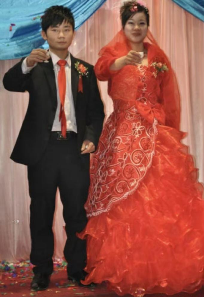 张雪夺冠火了！
张雪目前来说是一个好男人！
张雪机车创始人张雪与妻子李婷（星姐）