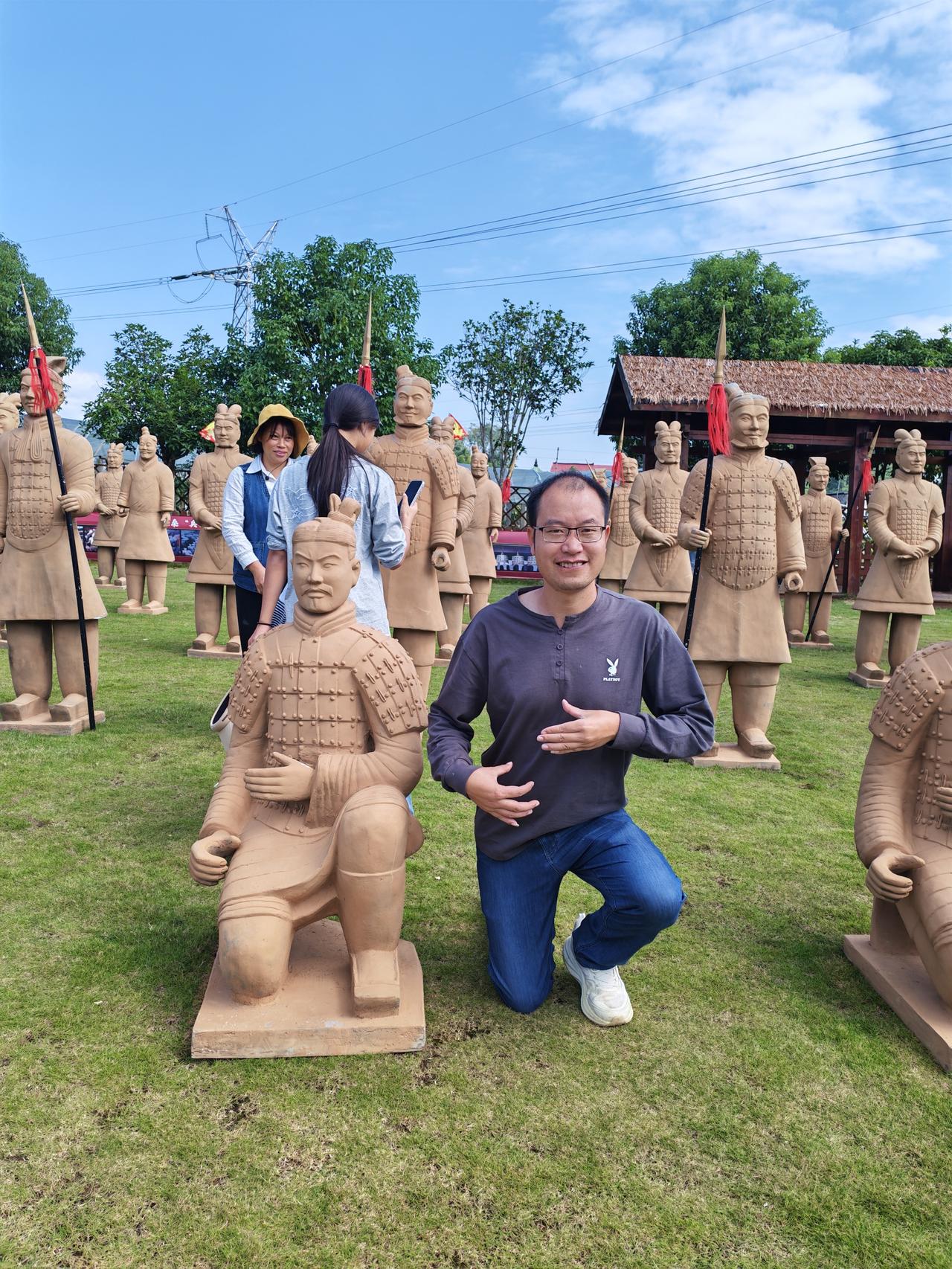 有人问你国庆去哪玩？其实假期我根本没去旅游，就专心搞钱。
　　国庆这段时间我是一