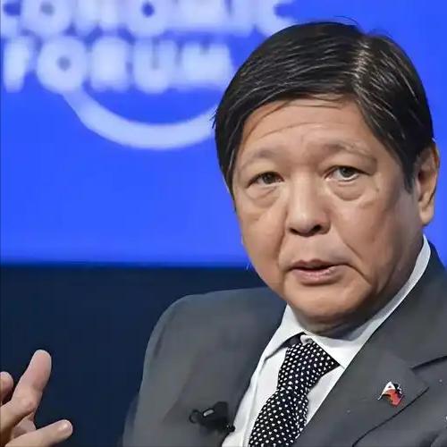 中国的“第一仗”，可能要在黄岩岛打响了！很多人还以为，我们对菲律宾，还会继续“忍