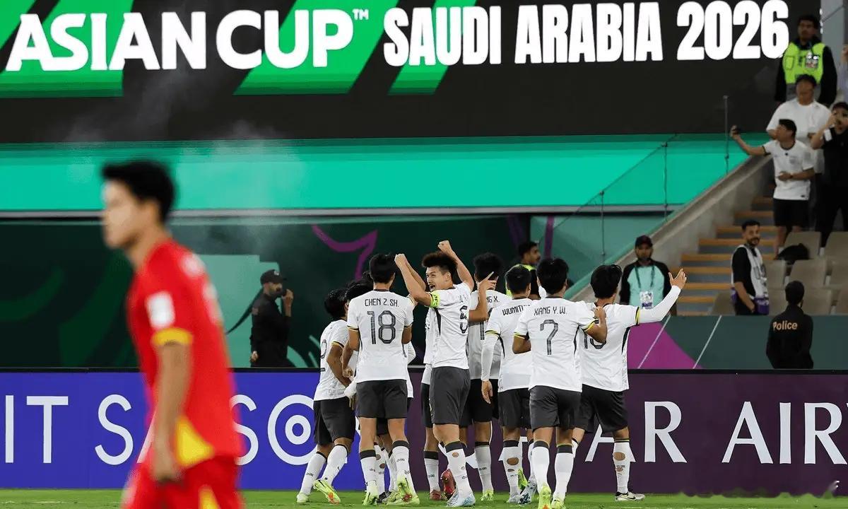 中国赢澳大利亚、点杀乌兹、淘汰越南！四个小组第1只剩日本01月21日讯 U23亚