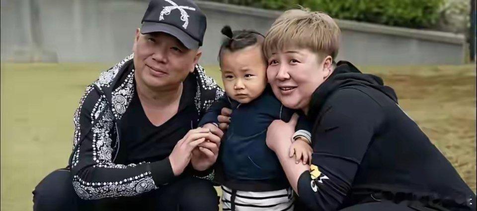 郭德纲和王慧年轻的时候 