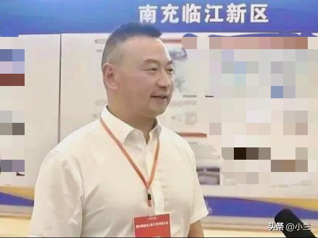 今天四川南充退休1年的高壮志上了热搜，
他是1964年出生的四川西充人，
198