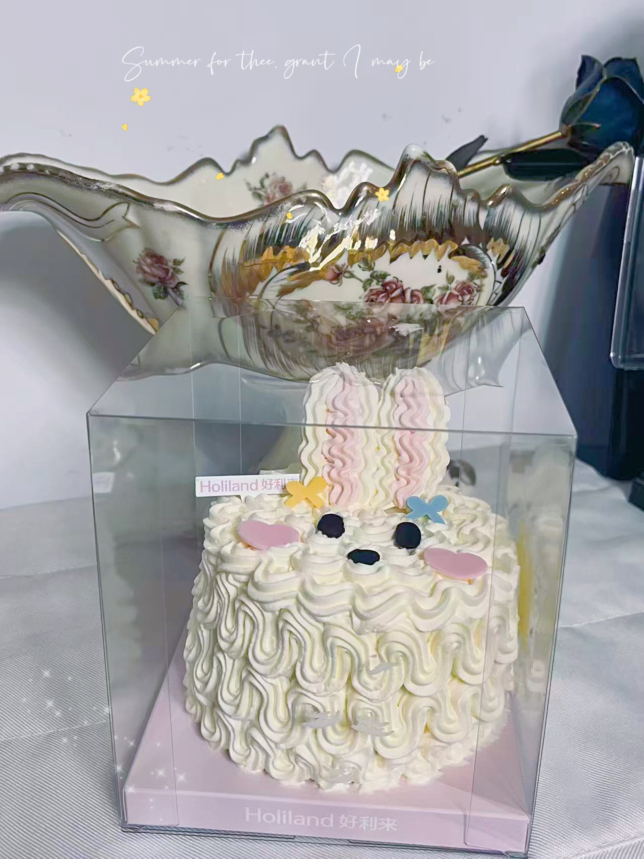 不知道天天忙的是什么，忘记今天是顺顺的生日了[委屈]，还好姐姐想着了给订了一个小