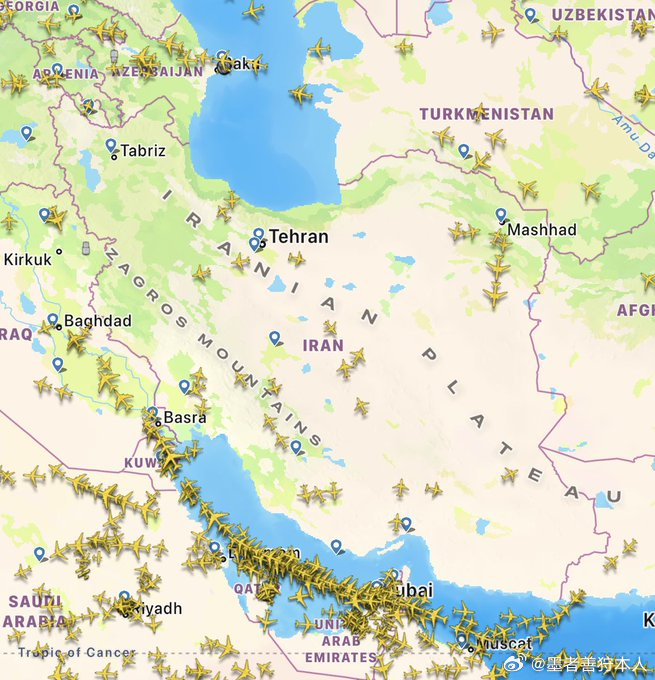 伊朗重新开放领空伊朗上空的空中交通正在恢复！国际局势 在昨晚美国军事打击的航行通