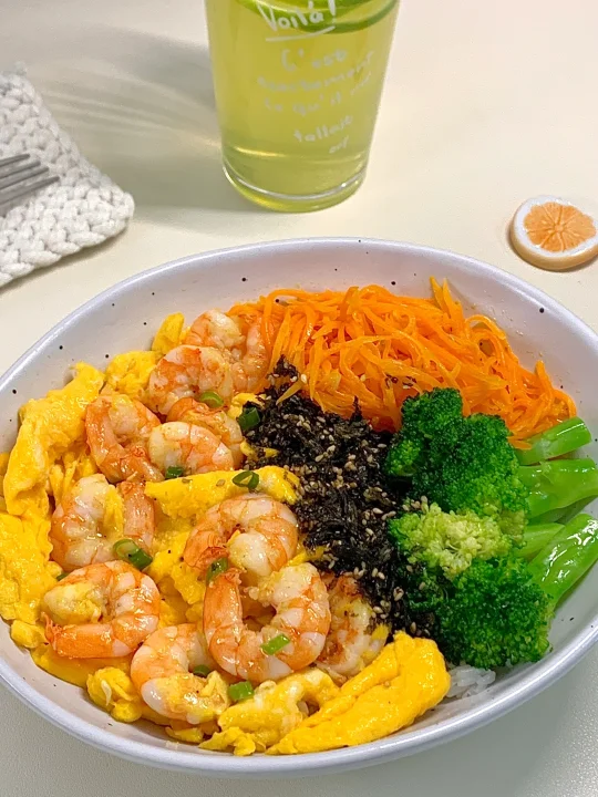 ☀️一个人干净饮食🥣虾仁盖饭🍳