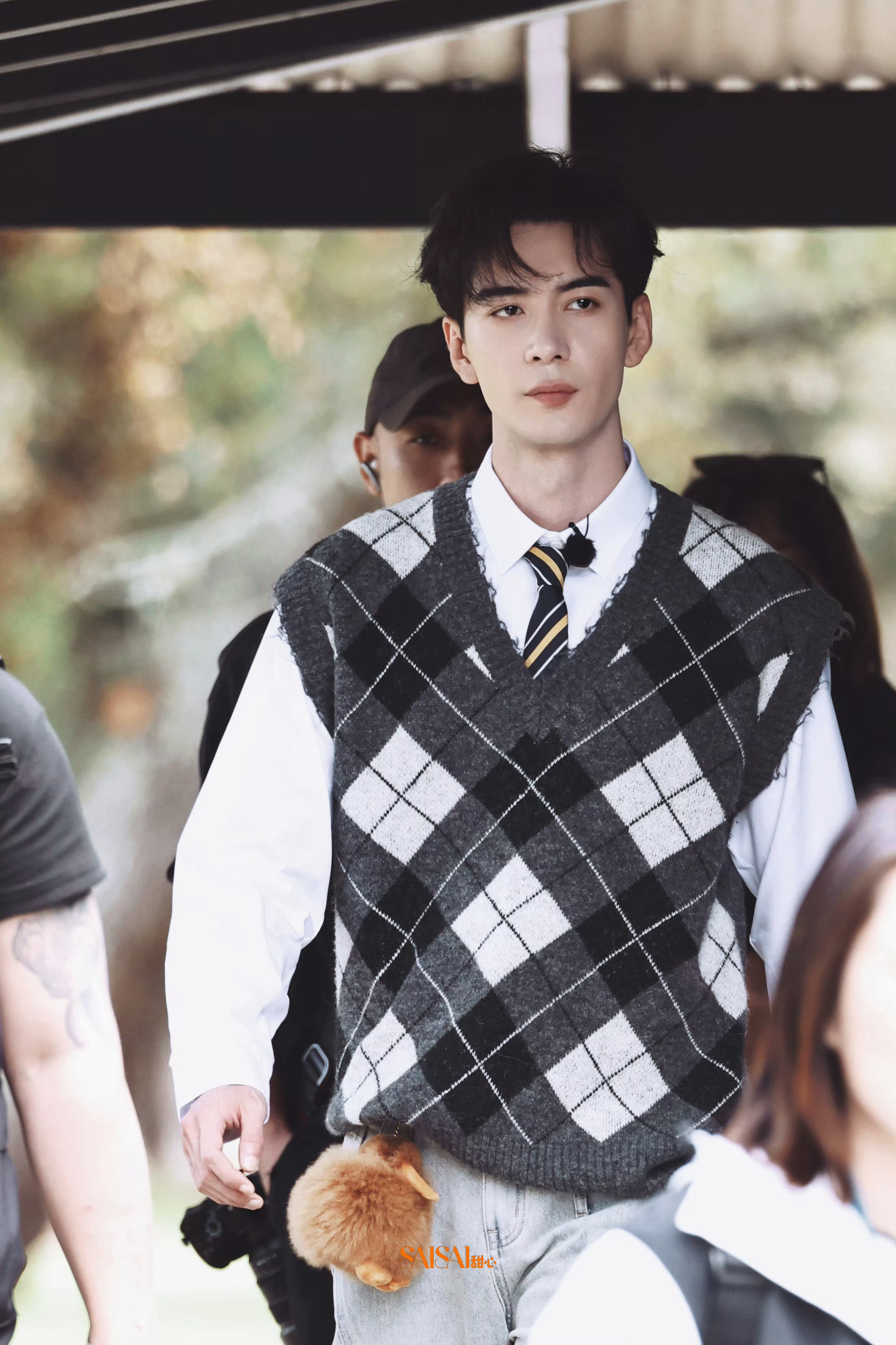 地球超新鲜第二季 陈星旭，你再这么穿，小心又被留下来当新西兰女婿 ～ 