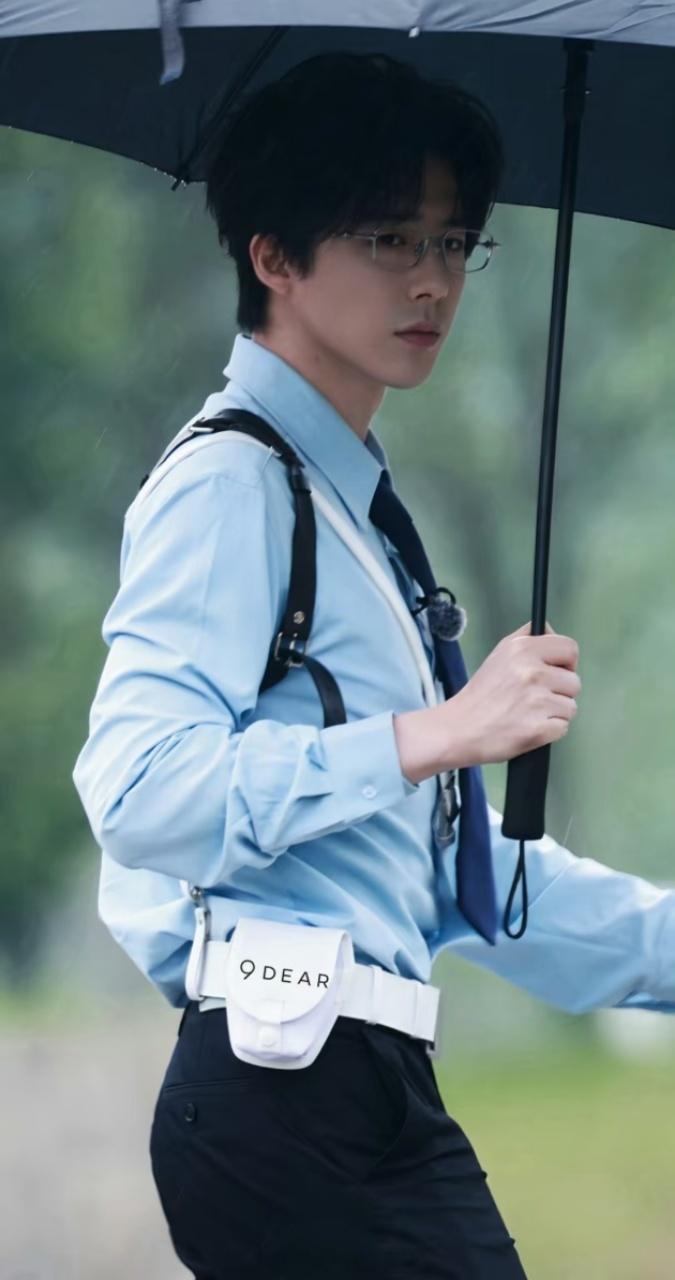 开推4你好事做尽刘宇宁张凌赫丁程鑫周柯宇制服装 制服路透出来的时候真的反复看了好