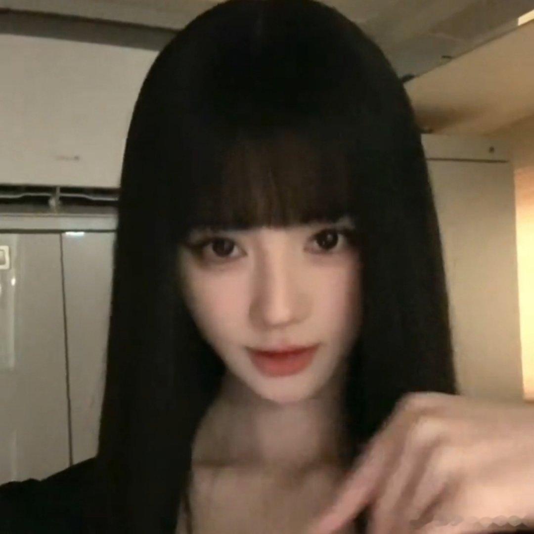 鞠婧祎 jjy鞠婧祎苏绿夏jjy鞠婧祎万花世界骗你的看到你在视频中摔倒我一直无法